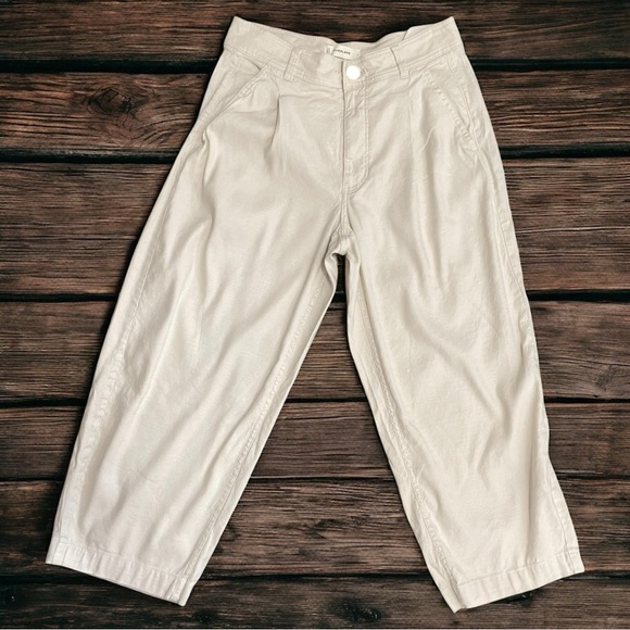 Everlane Pants - Everlane Baige Linen Bland Barrel Pants Size 4 Summer
Casual Eclectic